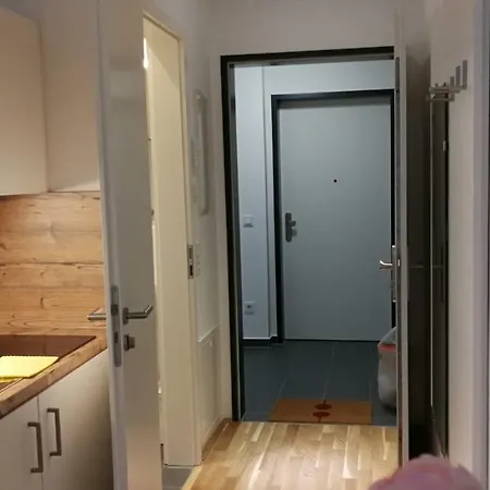 Myroom Business Naehe Messe Lejlighed *